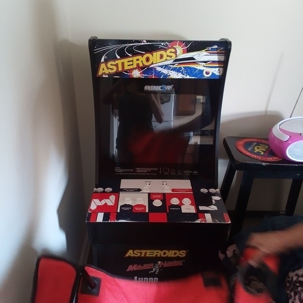 Arcade game - Picture 2 of 3